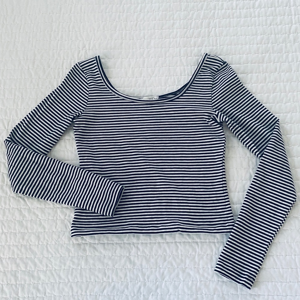 Long Sleeve Crop Top